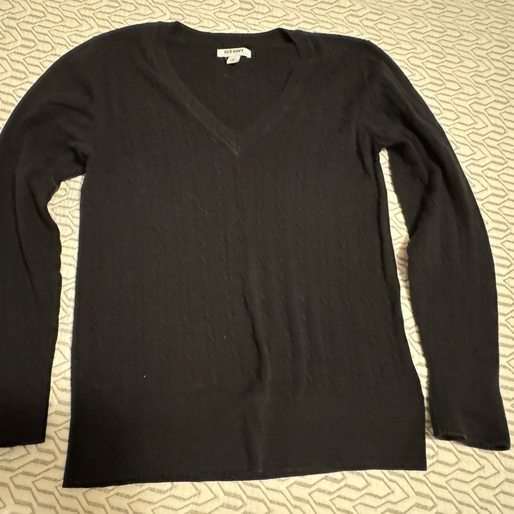 Old Navy Black V-Neck Sweater